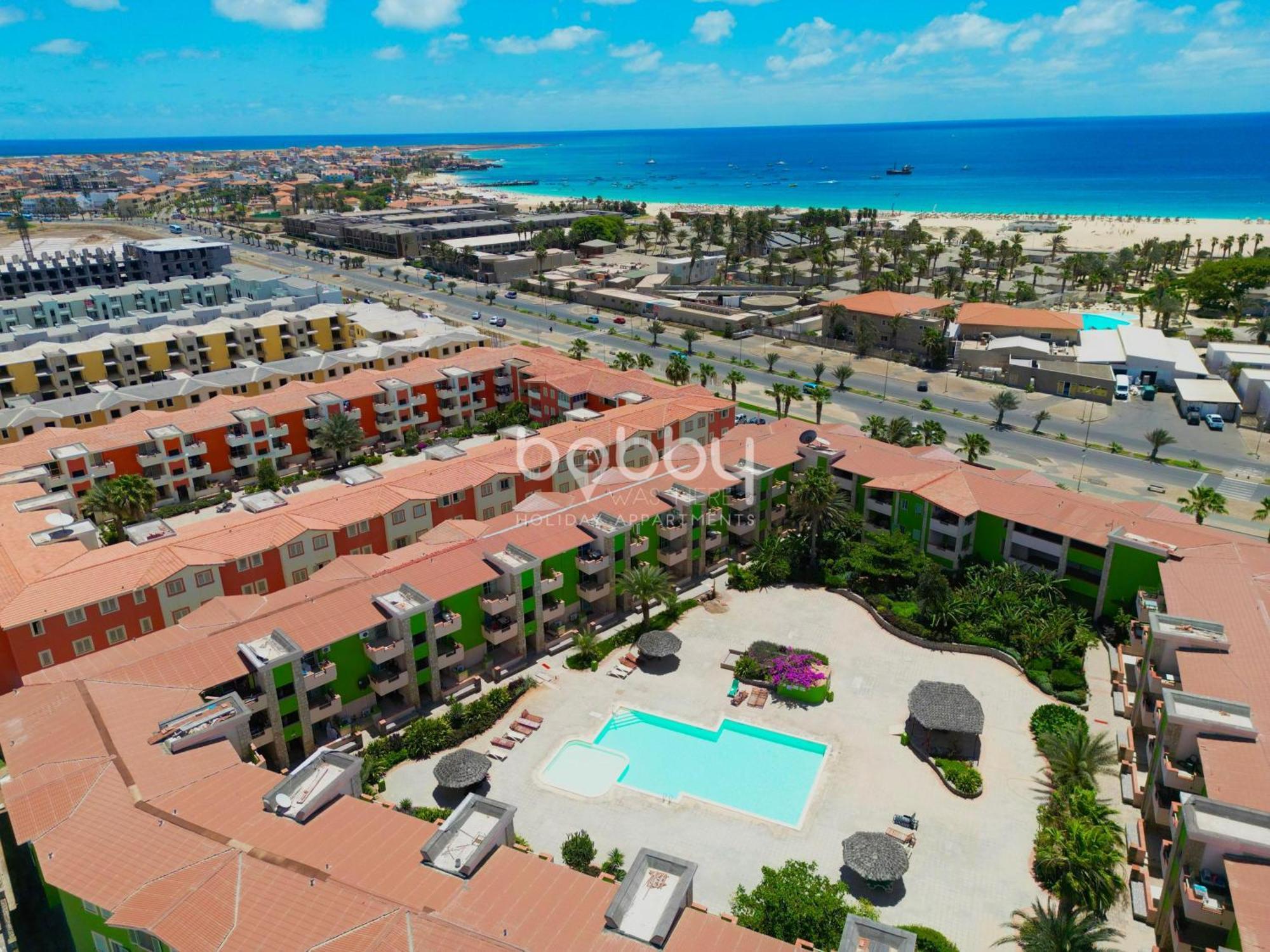 Djadsal Moradias - By Bobbywashere Santa Maria Exterior foto